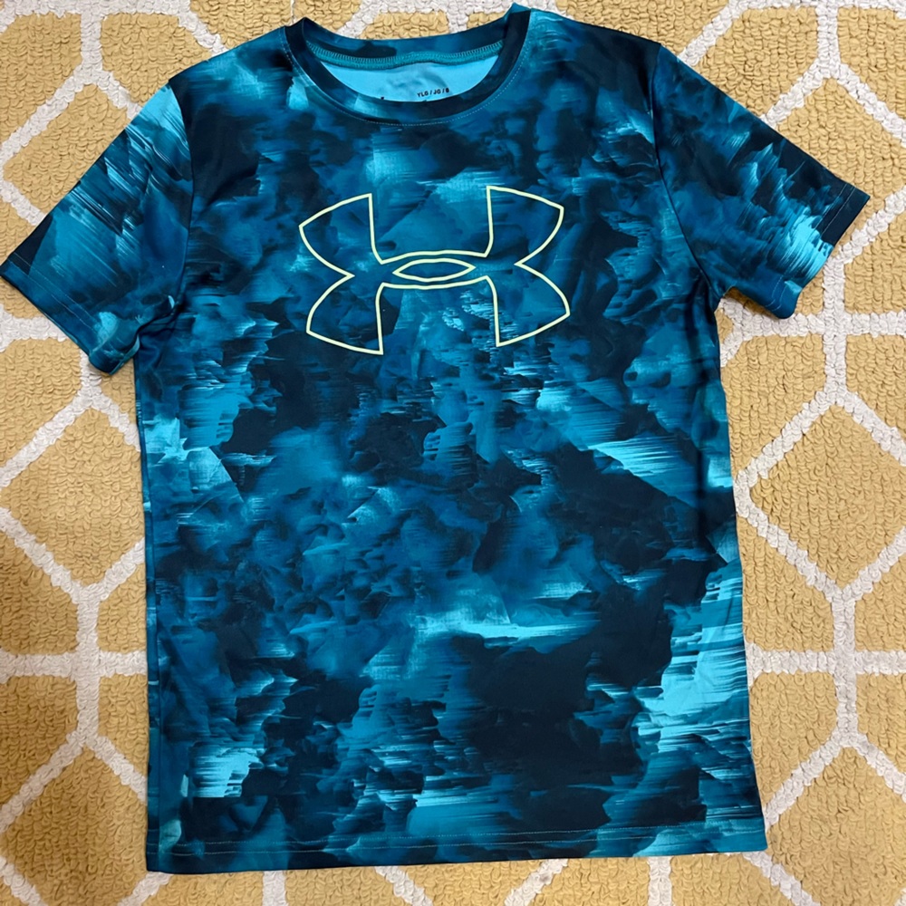 Under Armour dri fit tee